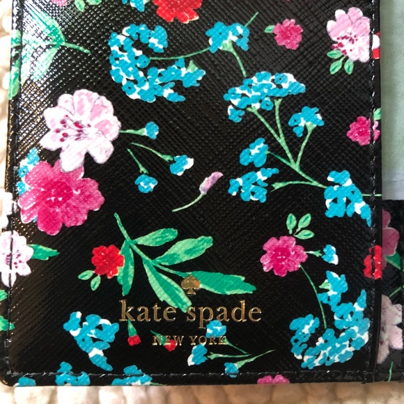 KATE SPADE Stacy Gardner Street Greenhouse Wallet - Picture 7 of 8